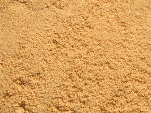 Песок мытый, крупный (фрация 2,7)